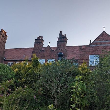 Отель Cober Hill Скарборо Экстерьер фото